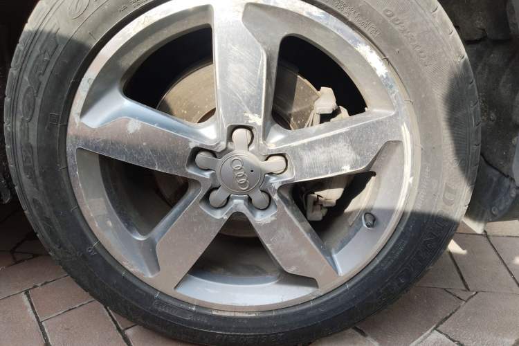 Used Audi Q3 2015 30 TFSI Ambition Edition Right Front Wheel Hub