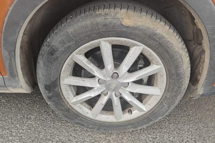 Used Audi Q3 2015 30 TFSI Ambition Edition Right Front Wheel Hub