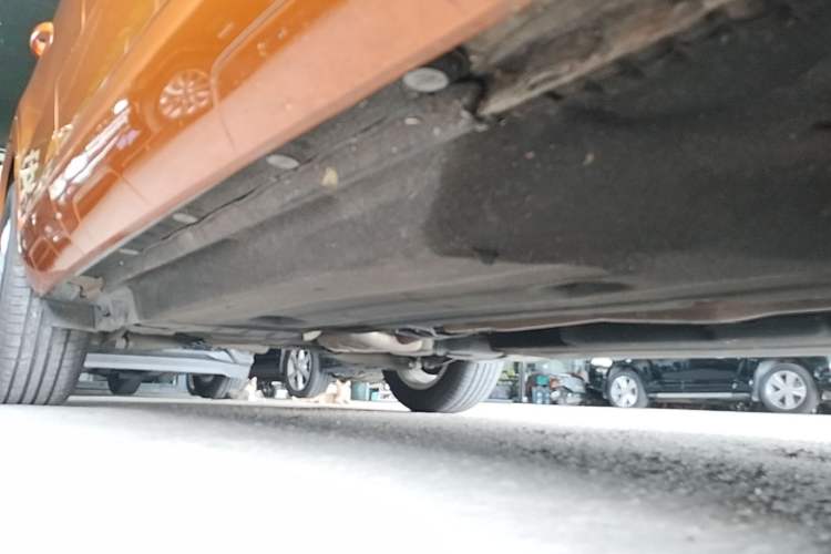 Used Audi Q3 2015 35 TFSI Comfort Model Right Side Sill