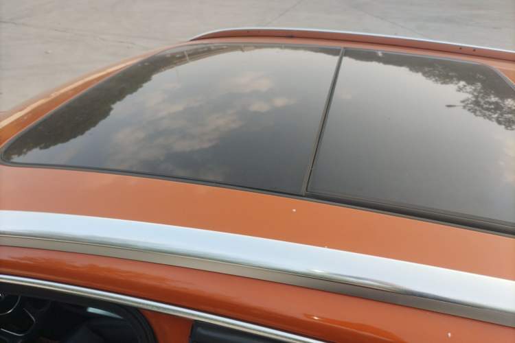Used Audi Q3 2015 35 TFSI Comfort Model Roof
