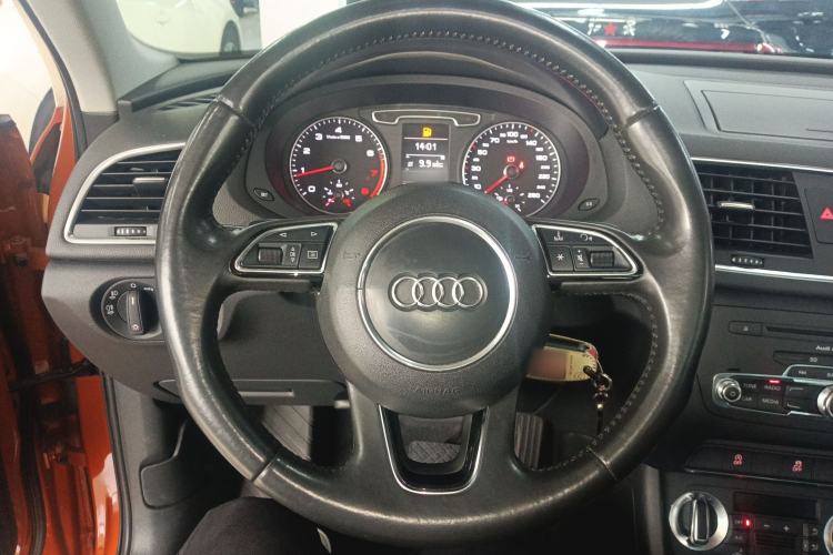 Used Audi Q3 2015 35 TFSI Millionth Anniversary Intelligent Edition Steering Wheel