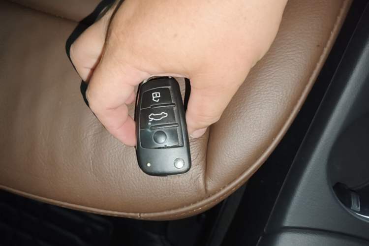 Used Audi Q3 2015 35 TFSI quattro Technology Edition Vehicle Key