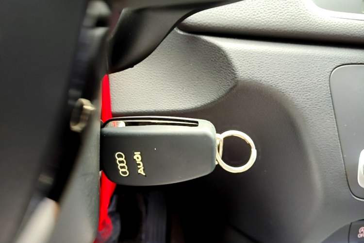 Used Audi Q3 2015 35 TFSI quattro Technology Edition Vehicle Key