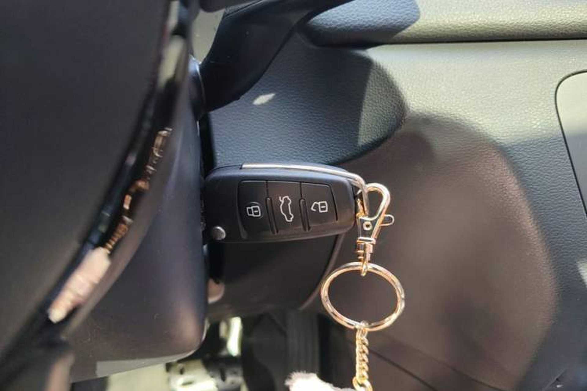 Used Audi Q3 2015 35 TFSI quattro Millionth Anniversary Edition Vehicle Key