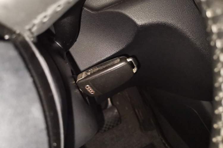 Used Audi Q3 2015 35 TFSI Ambition Edition Vehicle Key