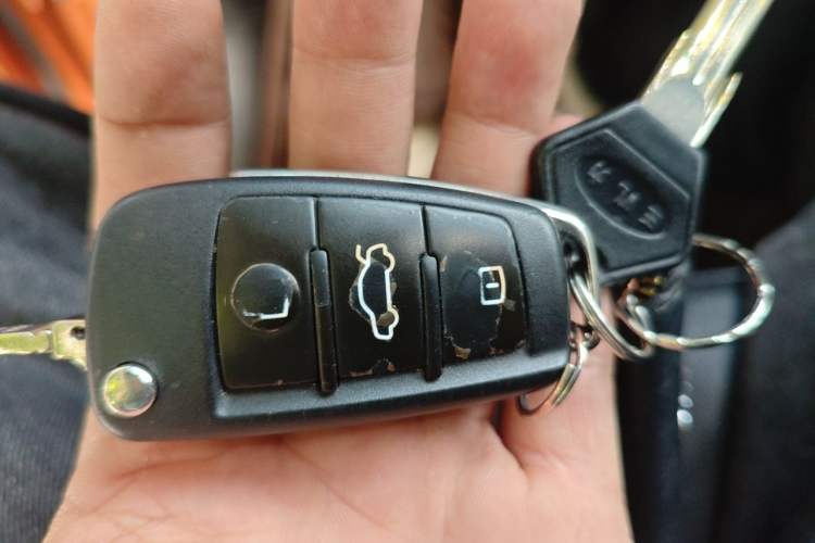 Used Audi Q3 2015 35 TFSI quattro Technology Edition Vehicle Key