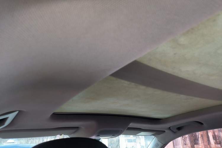 Used Audi Q3 2015 35 TFSI Comfort Model Headliner