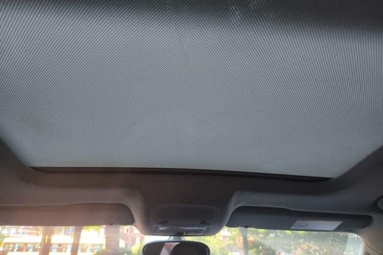 Used Audi Q3 2015 30 TFSI Comfort Model Headliner