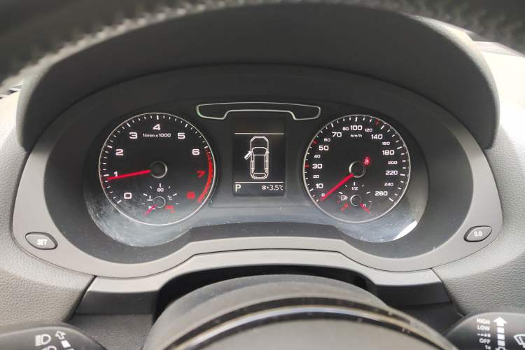 Used Audi Q3 2015 35 TFSI Millionth Anniversary Intelligent Edition Instrument Cluster