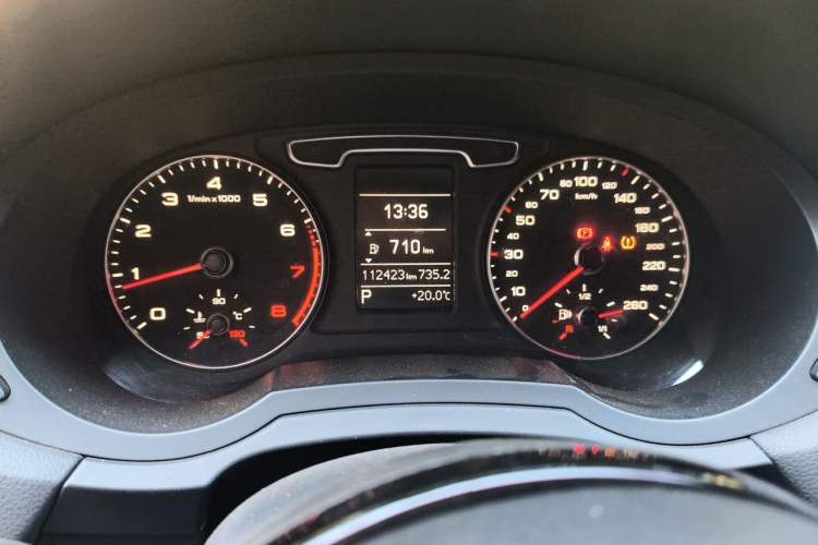 Used Audi Q3 2015 30 TFSI Comfort Model Instrument Cluster