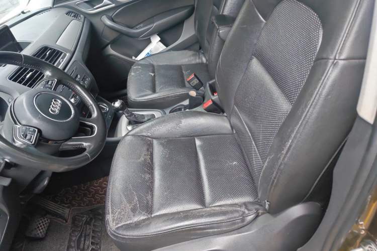 Used Audi Q3 2015 30 TFSI Ambition Edition Left Front Seat