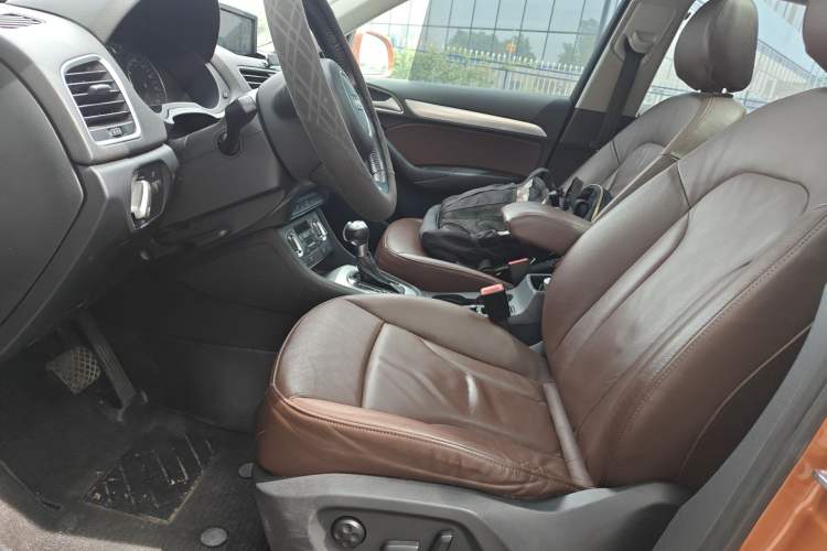 Used Audi Q3 2015 35 TFSI Comfort Model Left Front Seat