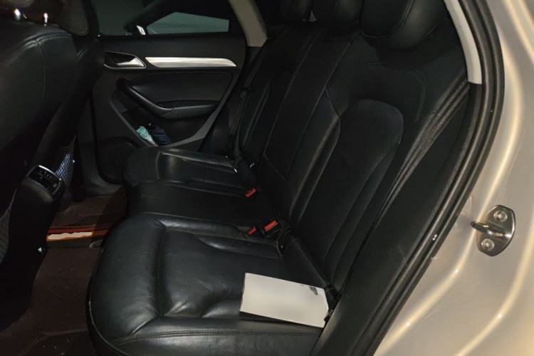 Used Audi Q3 2015 35 TFSI Comfort Model Left Rear Seat