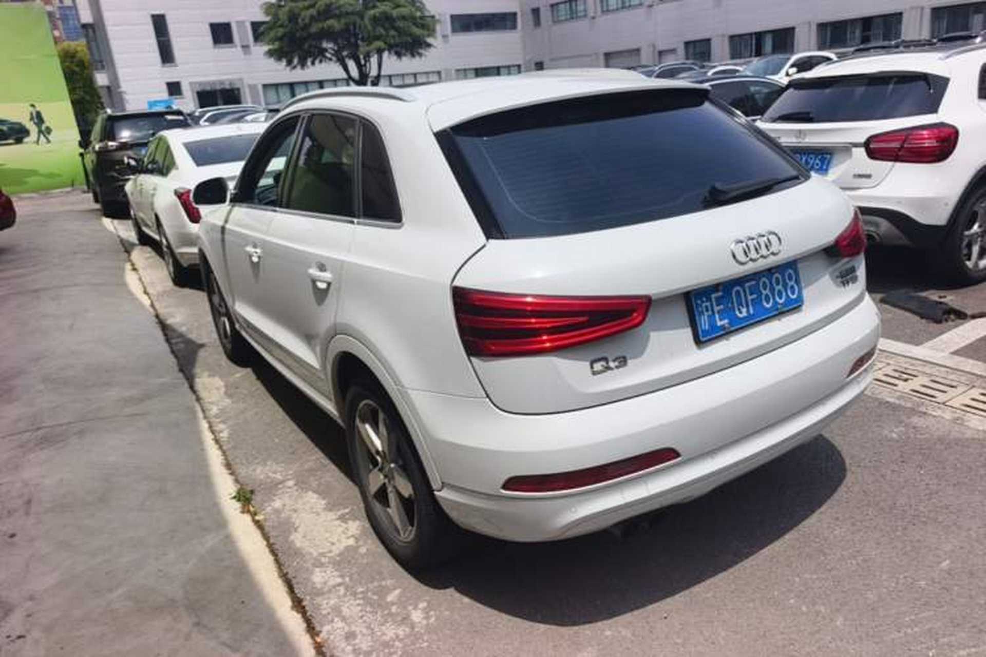 Used Audi Q3 2015 30 TFSI Comfort Model Rear Left 45 Deg