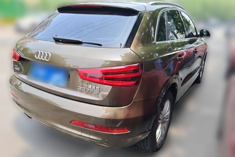 Used Audi Q3 2015 30 TFSI Comfort Model Rear Right 45 Deg