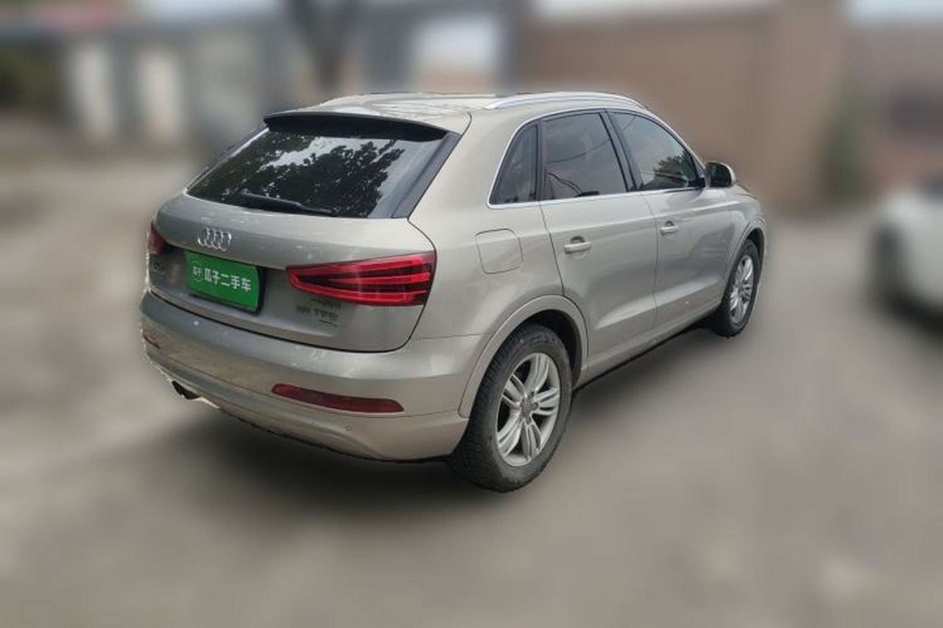 Used Audi Q3 2015 35 TFSI quattro Technology Edition Rear Right 45 Deg