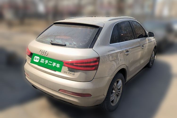 Used Audi Q3 2015 35 TFSI Comfort Model Rear Right 45 Deg