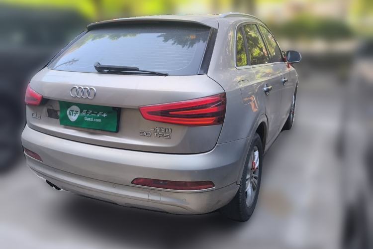 Used Audi Q3 2015 30 TFSI Comfort Model Rear Right 45 Deg