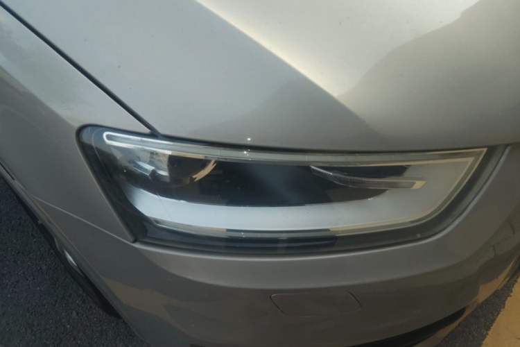 Used Audi Q3 2015 35 TFSI quattro Technology Edition Right Front Headlight