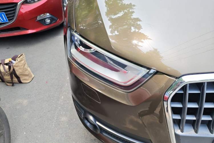 Used Audi Q3 2015 30 TFSI Comfort Model Right Front Headlight