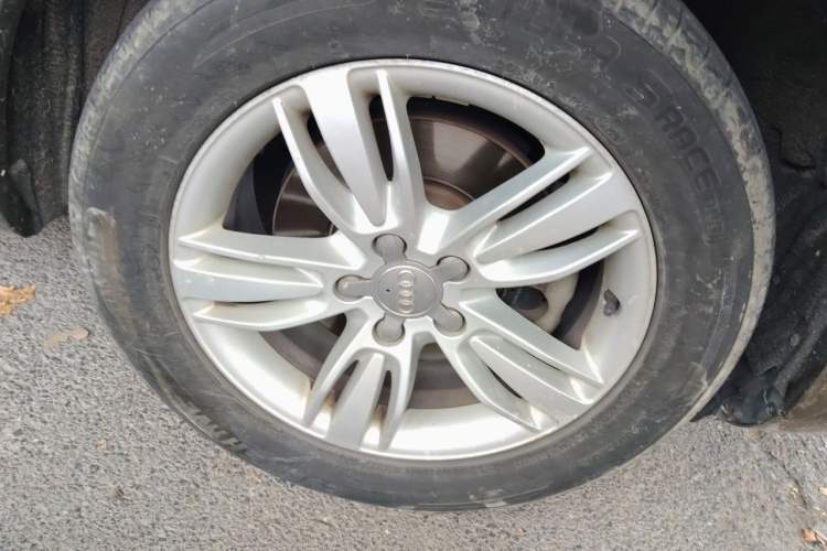 Used Audi Q3 2015 35 TFSI quattro Technology Edition Right Front Wheel Hub