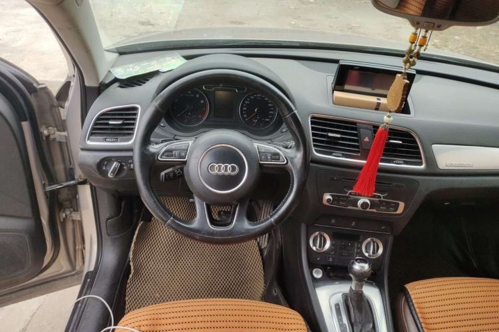 Used Audi Q3 2015 35 TFSI quattro Technology Edition Steering Wheel