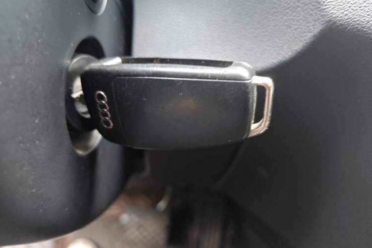 Used Audi Q3 2015 30 TFSI Ambition Edition Vehicle Key
