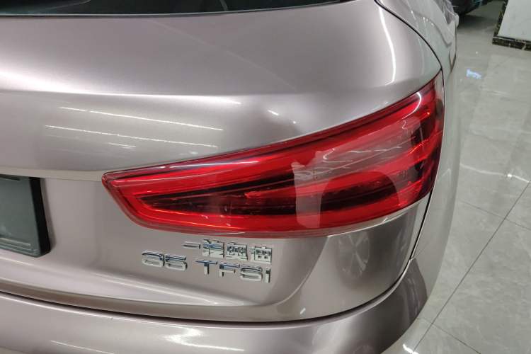 Used Audi Q3 2015 35 TFSI Comfort Model Exterior 6