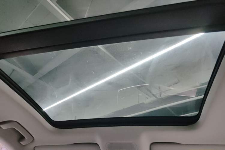 Used Audi Q3 2015 35 TFSI Comfort Model Headliner