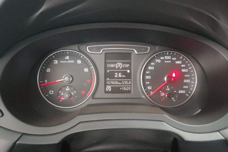 Used Audi Q3 2015 35 TFSI Comfort Model Instrument Cluster