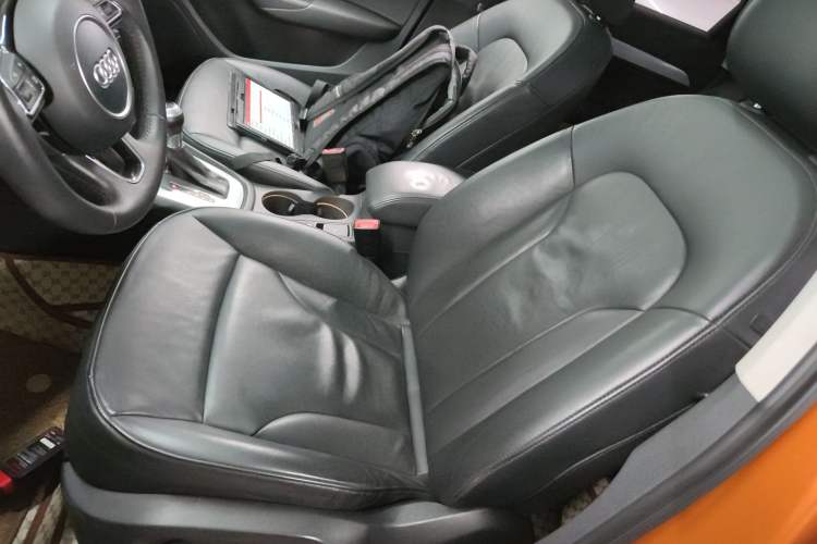 Used Audi Q3 2015 35 TFSI Comfort Model Left Front Seat