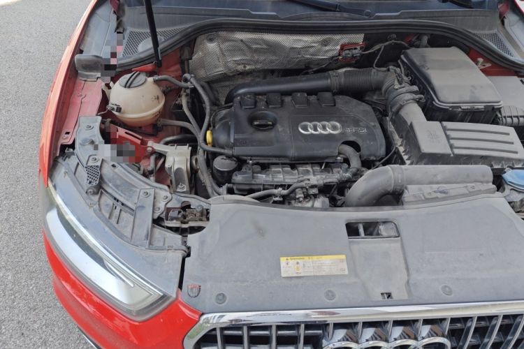 Used Audi Q3 2015 40 TFSI quattro off-road model Engine Bay Right