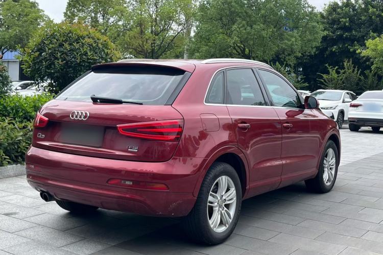 Used Audi Q3 2015 35 TFSI quattro Technology Edition Rear Right 45 Deg