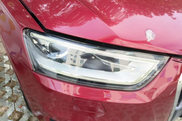 Used Audi Q3 2015 35 TFSI quattro Technology Edition Right Front Headlight