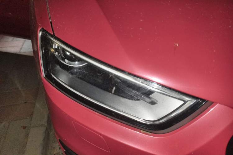 Used Audi Q3 2015 35 TFSI Comfort Model Right Front Headlight