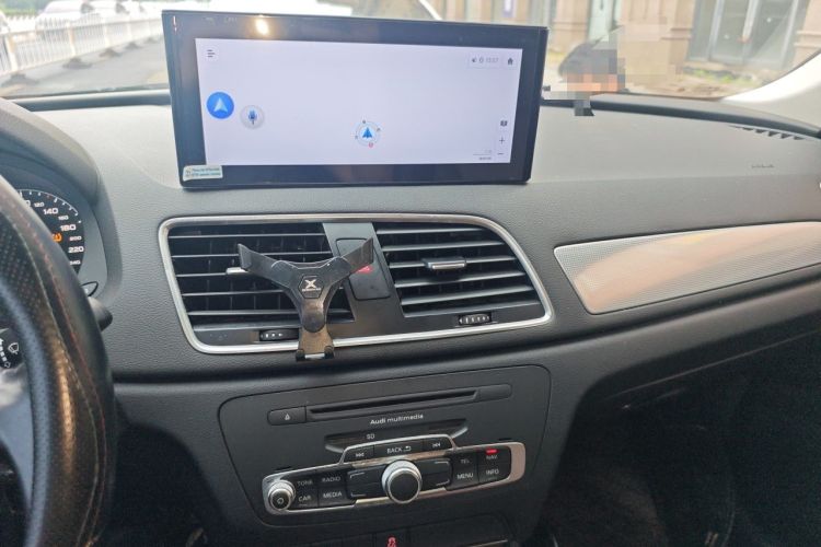 Used Audi Q3 2015 30 TFSI Comfort Model Audio And AC Panel