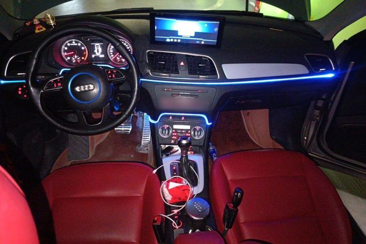 Used Audi Q3 2015 30 TFSI Ambition Edition Center Console