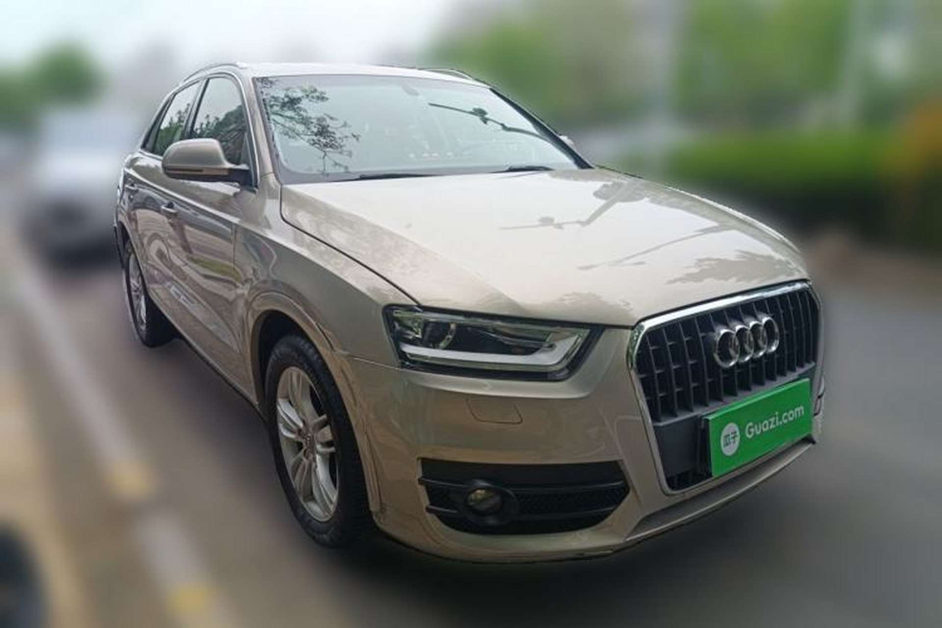 Used Audi Q3 2015 35 TFSI quattro Technology Edition Front Right 45 Deg
