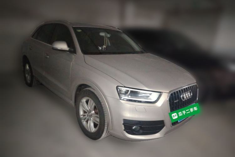 Used Audi Q3 2015 35 TFSI quattro Technology Edition Front Right 45 Deg