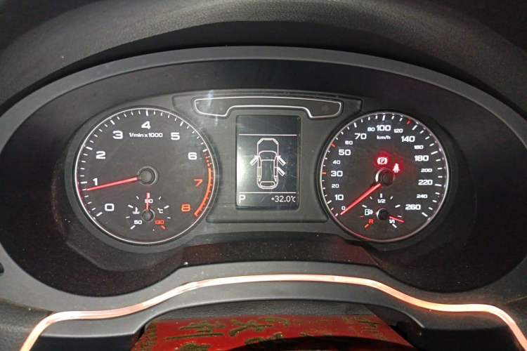 Used Audi Q3 2015 30 TFSI Ambition Edition Instrument Cluster