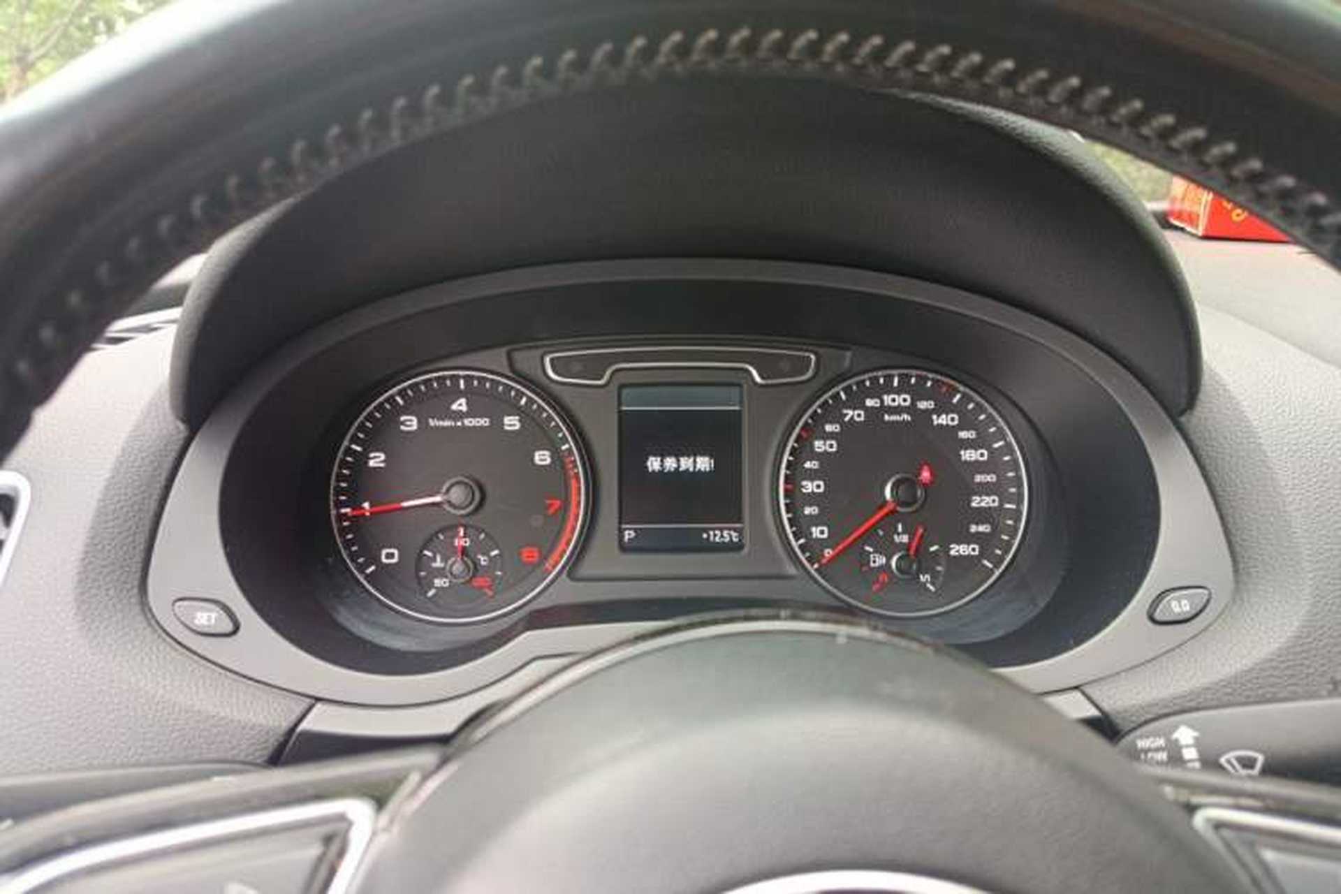 Used Audi Q3 2015 35 TFSI quattro Technology Edition Instrument Cluster