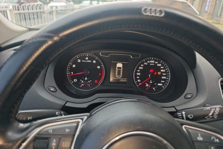 Used Audi Q3 2015 30 TFSI Comfort Model Instrument Cluster