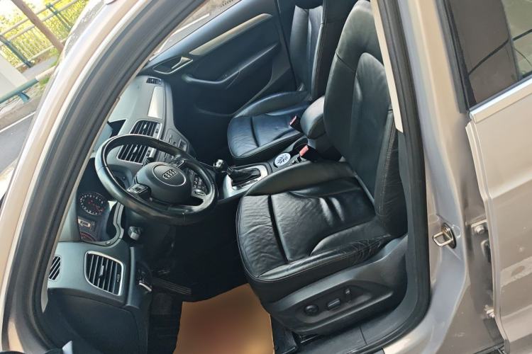 Used Audi Q3 2015 35 TFSI Comfort Model Left Front Seat