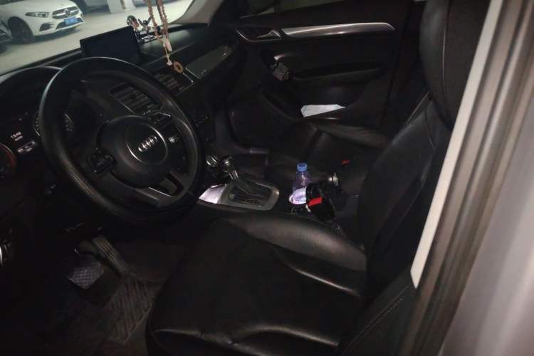 Used Audi Q3 2015 35 TFSI quattro Technology Edition Left Front Seat
