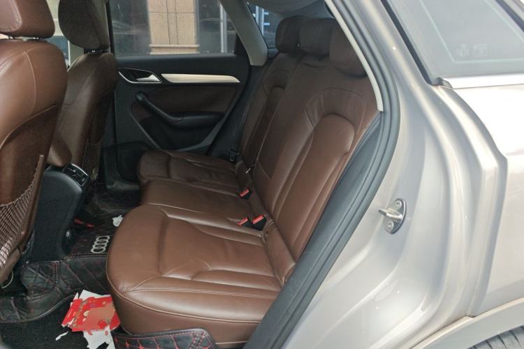 Used Audi Q3 2015 30 TFSI Comfort Model Left Rear Seat