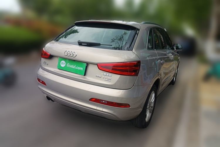 Used Audi Q3 2015 35 TFSI quattro Technology Edition Rear Right 45 Deg