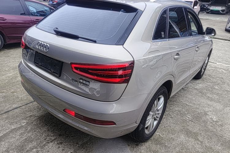 Used Audi Q3 2015 35 TFSI Comfort Model Rear Right 45 Deg
