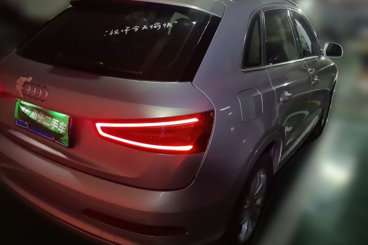 Used Audi Q3 2015 35 TFSI Comfort Model Rear Right 45 Deg