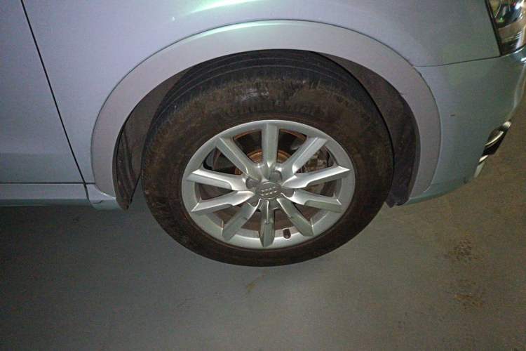 Used Audi Q3 2015 30 TFSI Ambition Edition Right Front Wheel Hub