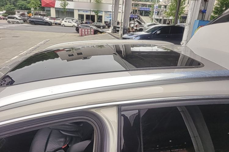Used Audi Q3 2015 35 TFSI Comfort Model Roof